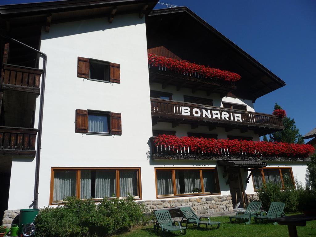 Garni Bonaria Aparthotel Corvara In Badia Kültér fotó