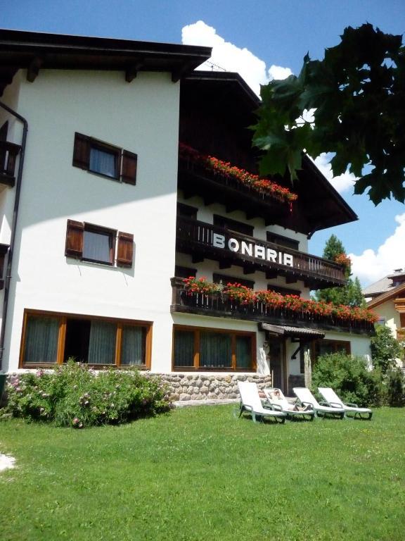 Garni Bonaria Aparthotel Corvara In Badia Kültér fotó