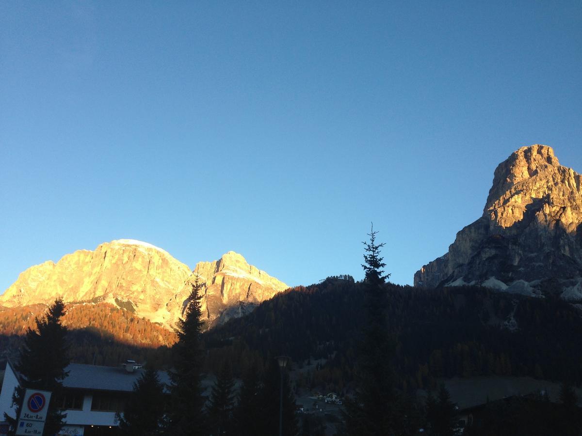 Garni Bonaria Aparthotel Corvara In Badia Kültér fotó